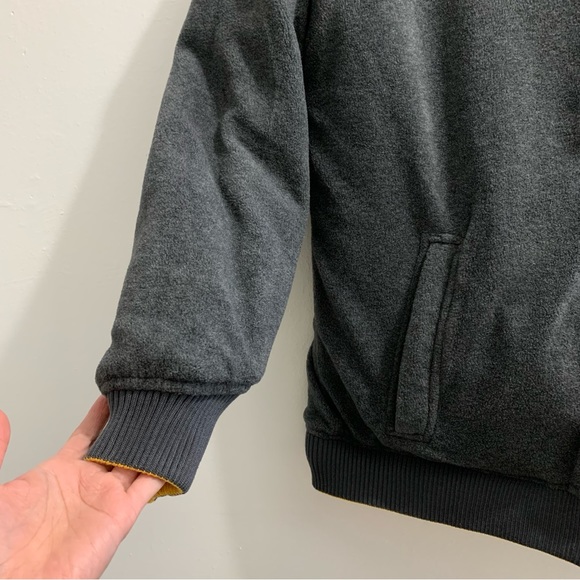 Tommy Jeans Mens Solid Quilted Reversible Jacket - Picture 11 of 11